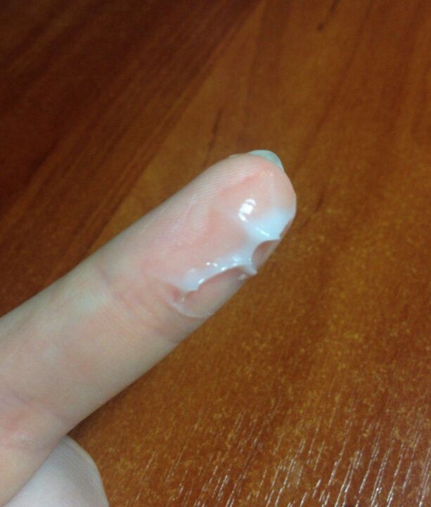 Кремът Gelarex има комфортна консистенция